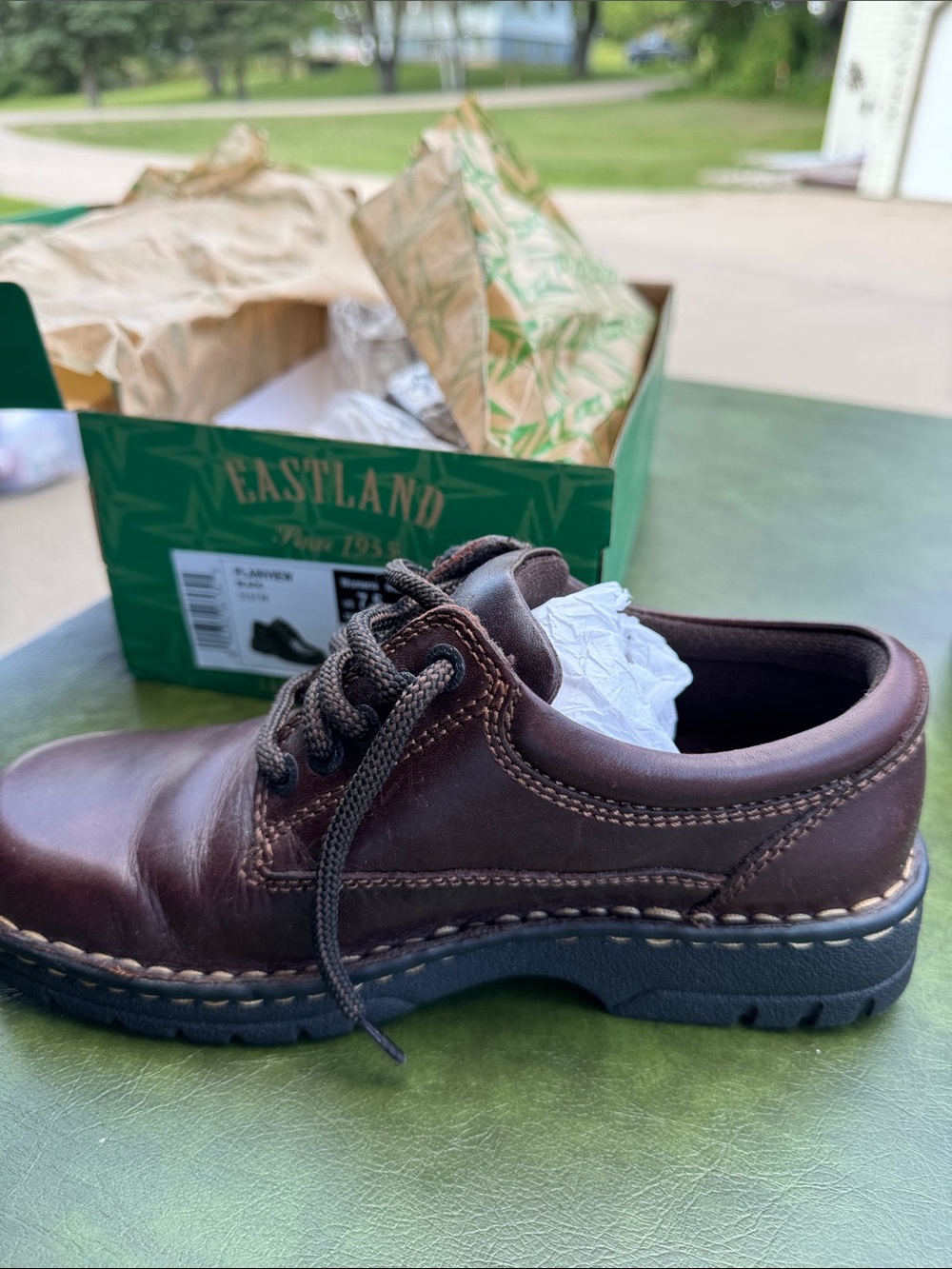 Eastland Women’s Brown Leather Lace-Up Casual Shoe